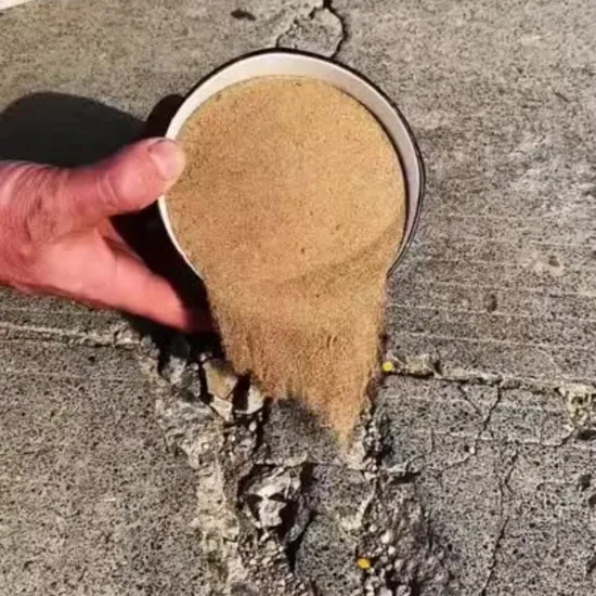埃、土、砂を安定させるアクリルポリマー